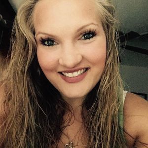 Meet your Posher, Hillary