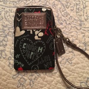 Coach poppy phone wristlet
