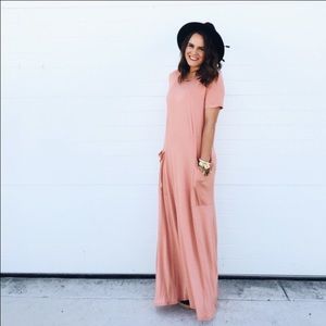 Pink maxi dress with pockets