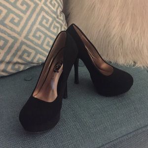 Black stilettos
