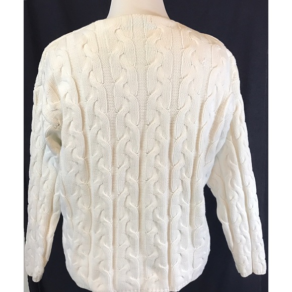 Eddie Bauer Sweaters - Eddie Bauer cable knit sweater 100%cotton Eddie Bauer Sweaters - Eddie Bauer cable knit sweater 100%cotton