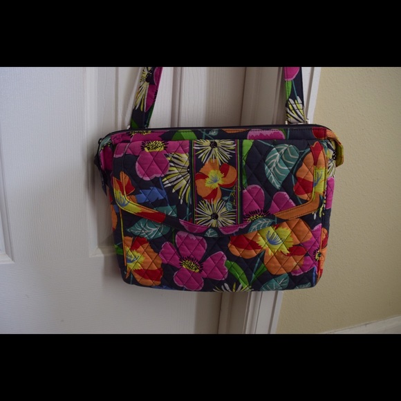 Vera Bradley laptop bag.