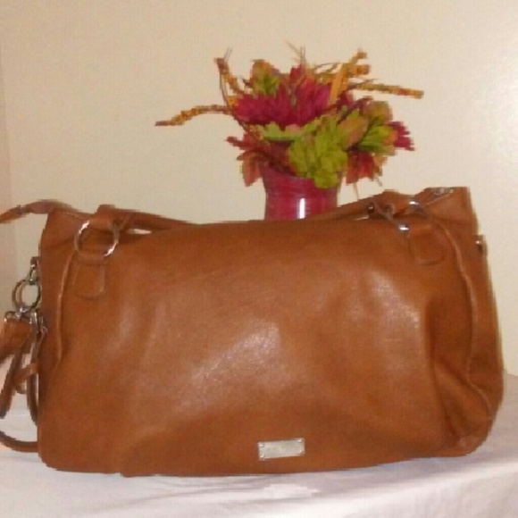 Nine West Tote - Picture 1 of 4