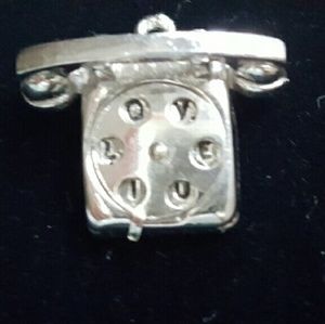 CHARM:    Telephone silver charm