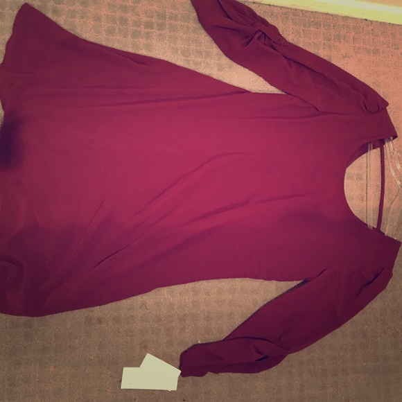 Burgundy Long Sleeve Dress ‼️‼️‼️