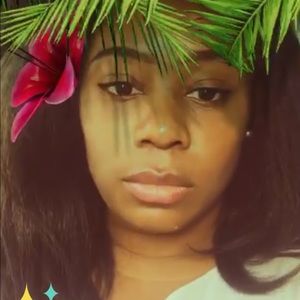 Meet your Posher, Christal