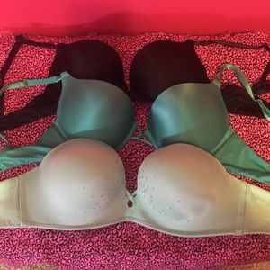 VS Bombshell Bra Bundle