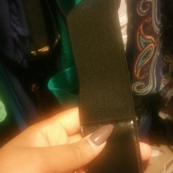 Dress - New With Tags - Picture 3 of 3