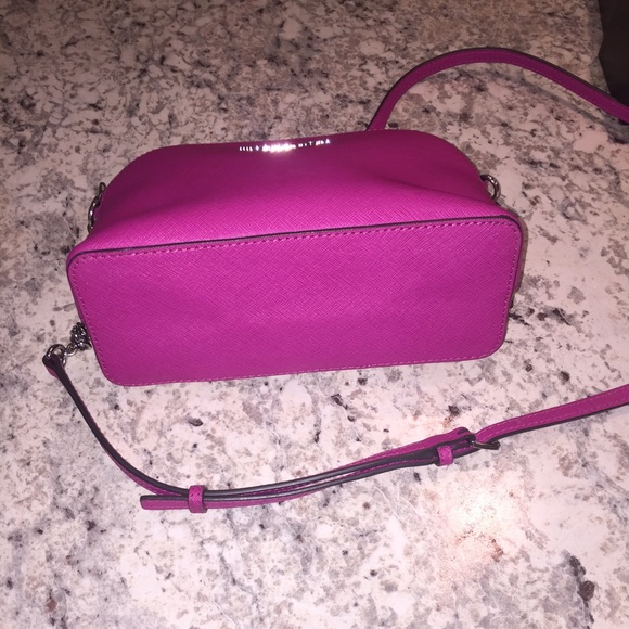 Michael Kors cross body bag - Picture 2 of 4