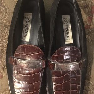 *SALE* Brighton black and brown loafers, size 6