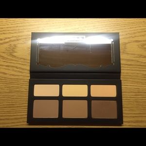 Kat Von D Shade and Light Contour Palette