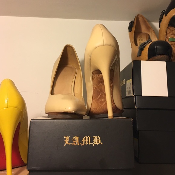 L.A.M.B. D' Orsay Heel in Almond - Picture 3 of 3