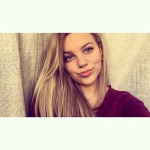 Meet your Posher, Candice