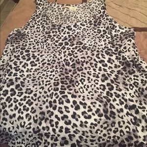 Leopard flowy tank