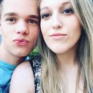 Meet your Posher, Harry