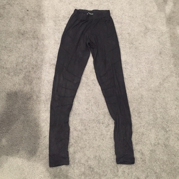 Brandy Melville black suede leggings