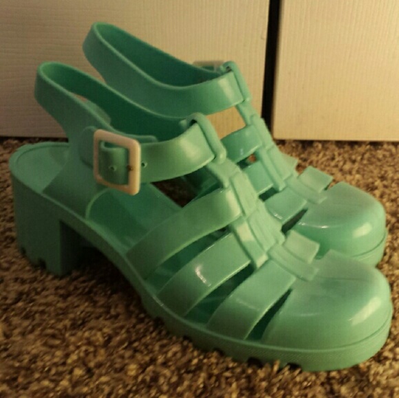 JuJu jellies sandals, US size 7, mint green