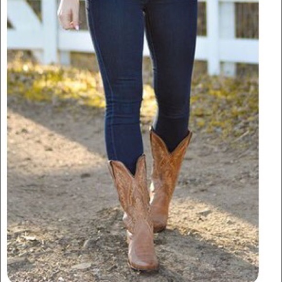 Portuguese Cowgirl Boots