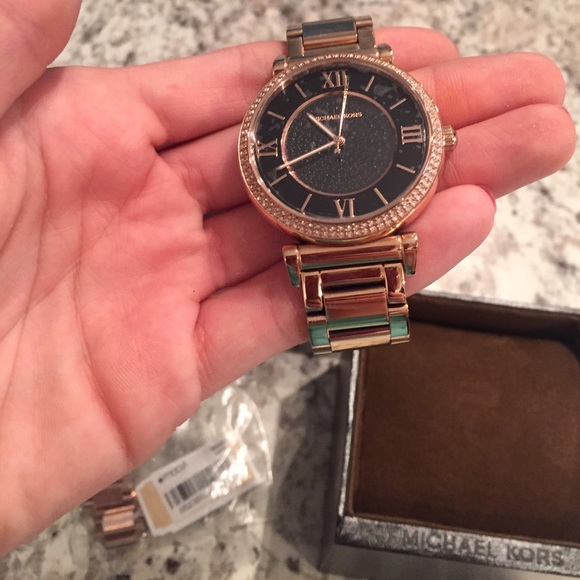 Rose Gold & Black Michael Kors Watch - Picture 3 of 4