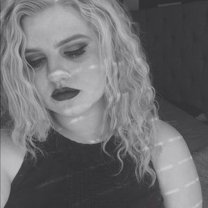 Meet your Posher, Kye