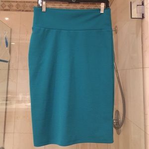 LuLaRoe teal colored skirt