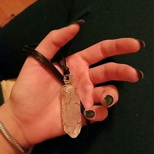 Clear quartz wire wrapped pendant