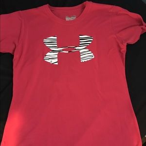 Under Armour tshirt