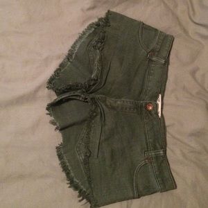 Super cute green shorts