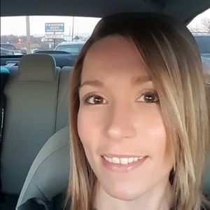 Meet your Posher, Ashleigh