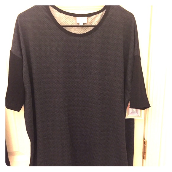 LulaRoe Urma Top