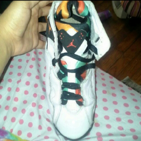 Rare Jordans Size 6.5y! 8 WMNS