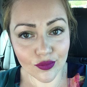 Meet your Posher, Melina