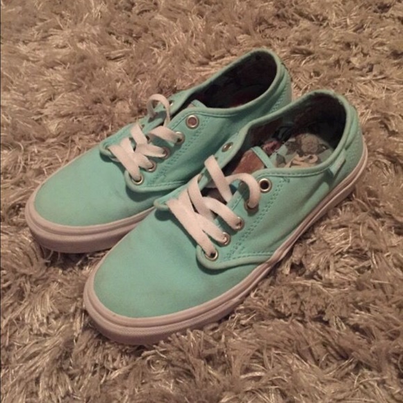 vans
