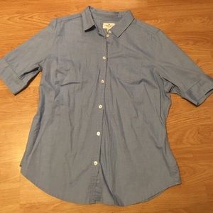 American Eagle Button Down
