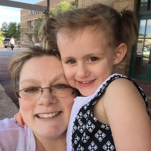 Meet your Posher, Nicole