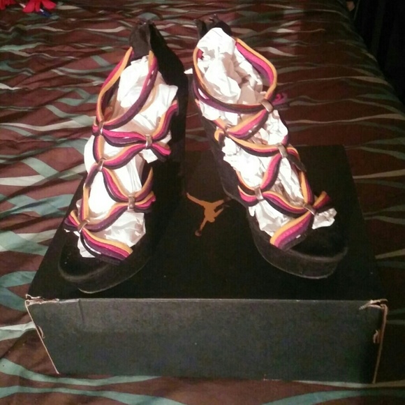 Multi-colored suede - Picture 3 of 3