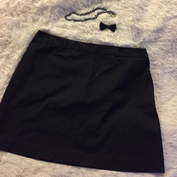 Old Navy Collection Skirt. Black. SIZE 14. - Picture 1 of 4