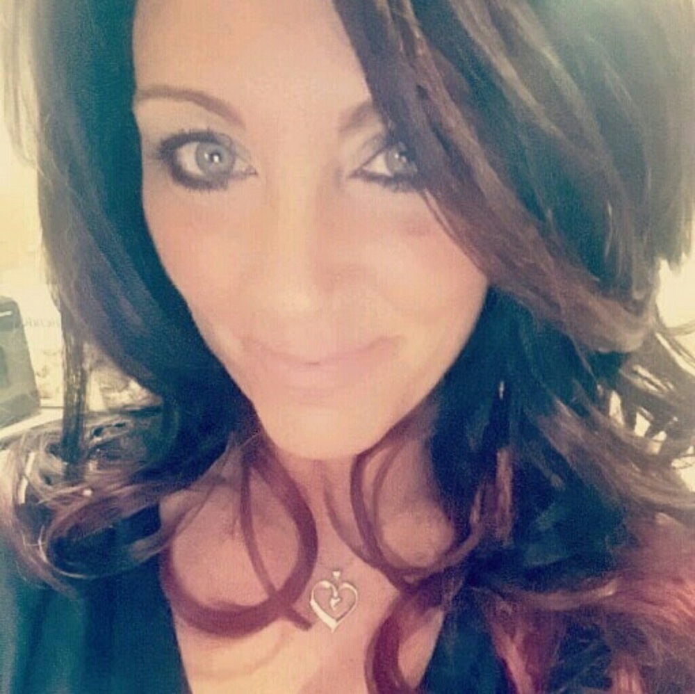 Meet your Posher, Traci