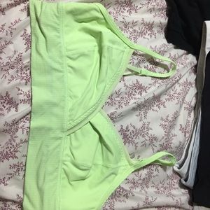 Lot of size 10 Lululemon Bras