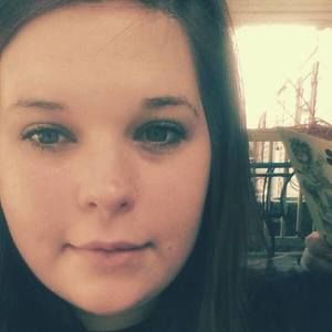 Meet your Posher, Maegan