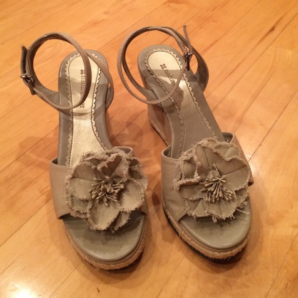 Naturalized Wedges