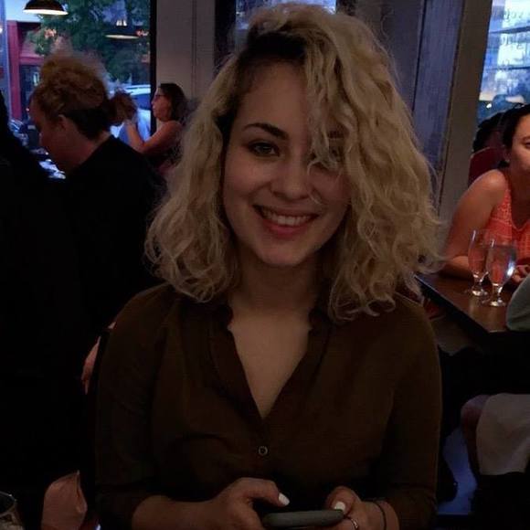 Meet your Posher, Manuella