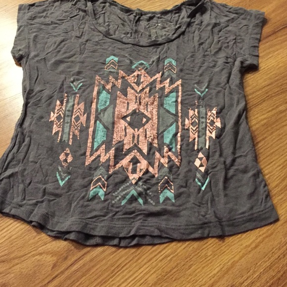 Short sleeve crop top