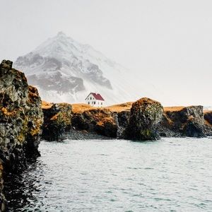 Meet your Posher, Claire