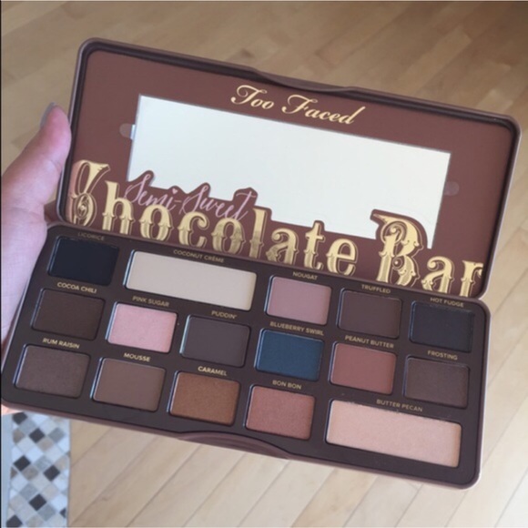 ✨NEW✨Too-Faced Semi Sweet Chocolate Palette - Picture 3 of 4
