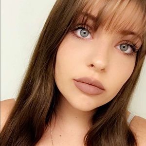 Meet your Posher, Ally