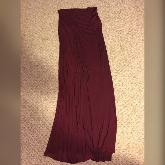 Maroon Windsor Maxi Skirt