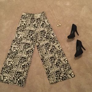 Wide leg pants