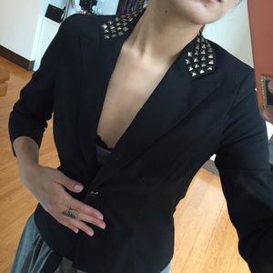 Studded collar blazer