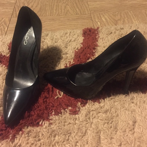 Aldo black heels